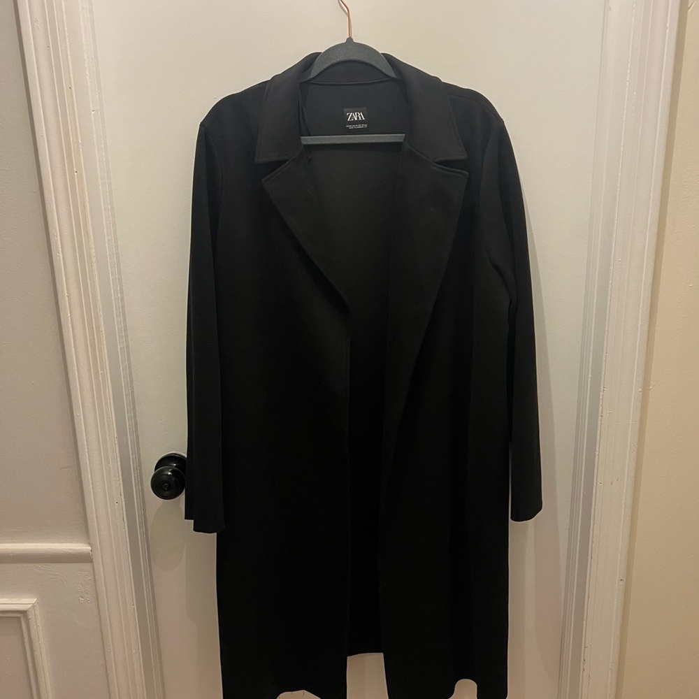 Zara Women's Elegant Black Trench Coat